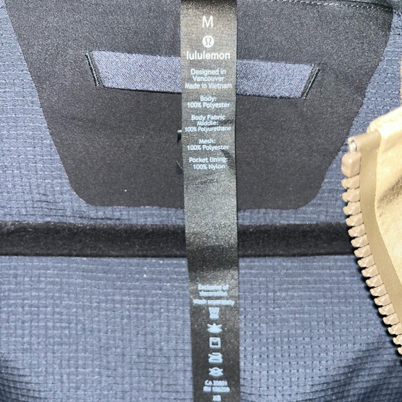 Lululemon Water Repellent Jacket - Picture 5 of 5